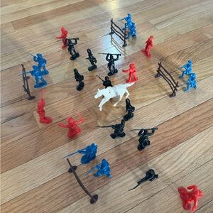 Toy Soldier Set - Blue, Red, Black, White